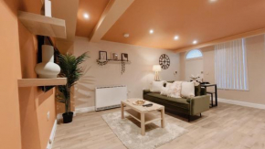 Central Spacious Quirky Apartment in Birmingham with Free Wi-Fi, Parking